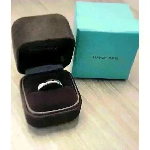 Tiffany & Co Platinum 4.5mm Forever Wedding Band Size 10.25 - Picture 2 of 5